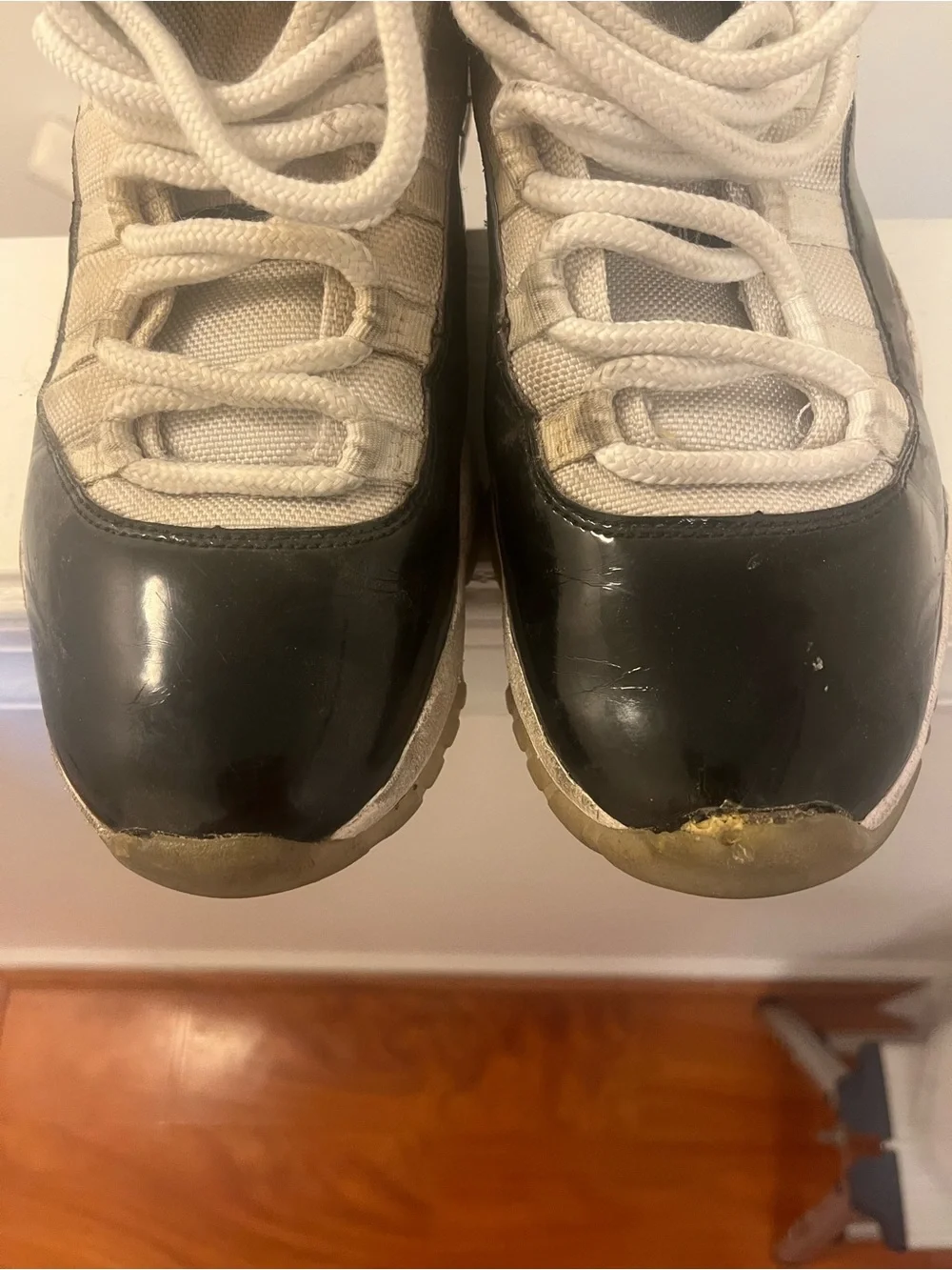 Beat up Jordan 11s. Size 9.